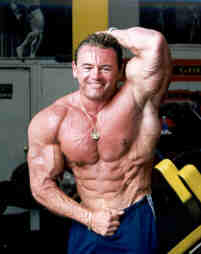 Guy Grundy 3 weeks out from World Class Bodybuilding competition!